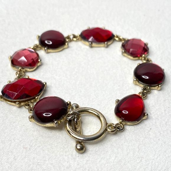 Chain Bracelet Burgundy Red Faceted Cabochon Stones Gold Tone Setting Toggle - Picture 4 of 9